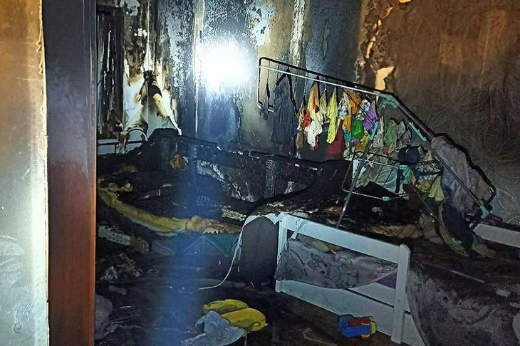 Сгоревшая квартира. Фото пресс-службы ГУ МЧС России по Иркутской области