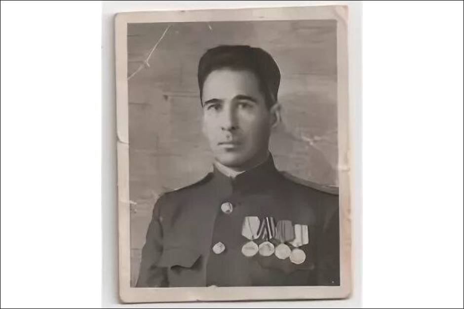Николай Михайлович Бронников (6.12.1913-16.12.2000) Николай Михайлович Бронников (6.12.1913-16.12.2000)