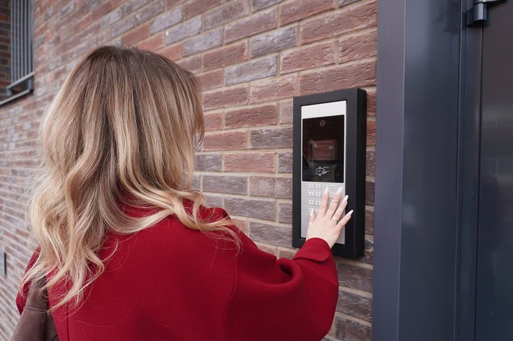 Умный домофон