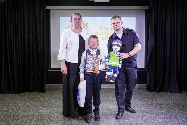 Церемония награждения. Фото пресс-службы ГУ МВД по Иркутской области