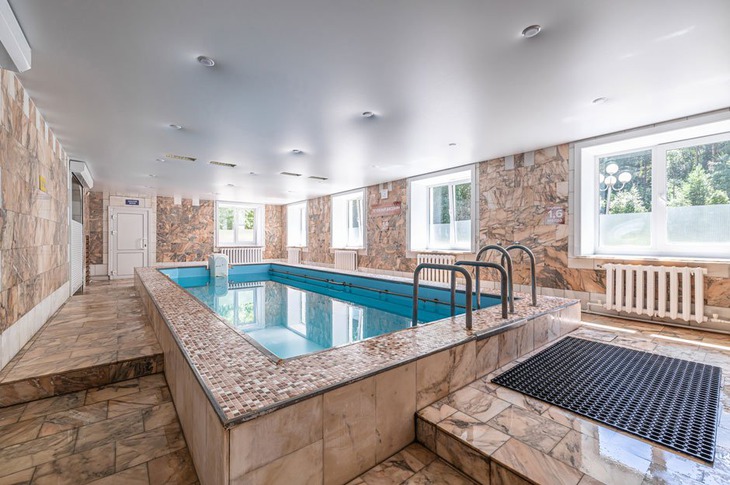 Внутренний бассейн