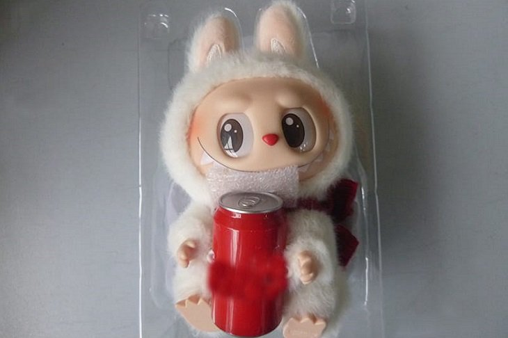 Игрушка Лабубу. Фото пресс-службы Иркутской таможни