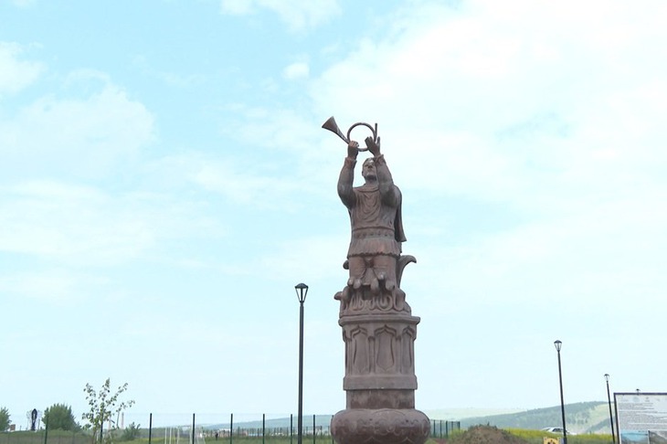 Скульптура в Свирске