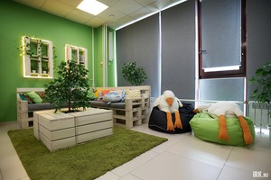 В офисе можно отдохнуть. Фото Маргариты Романовой, IRK.ru