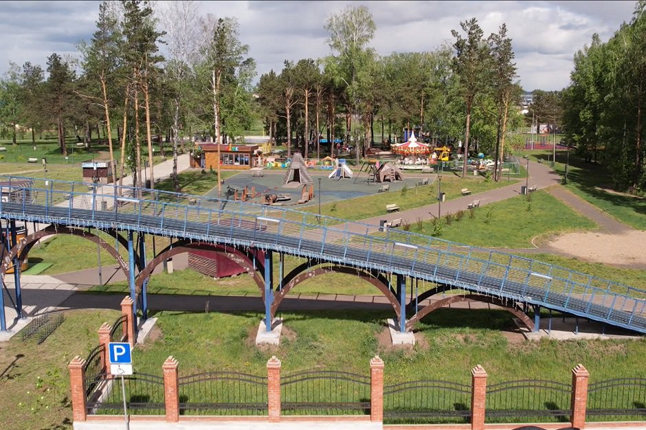 Обновленный сквер, город Тайшет