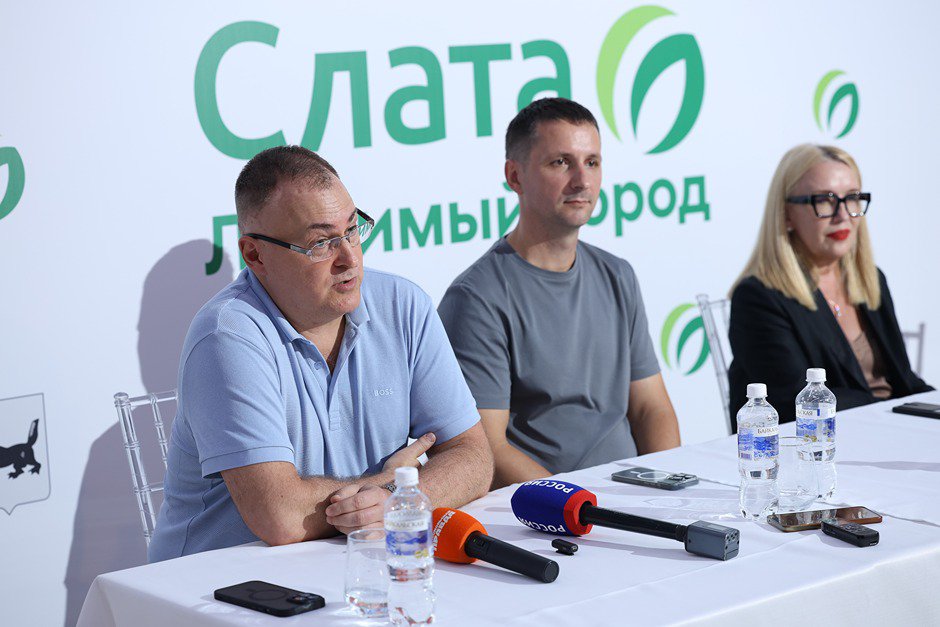 Дмитрий Ишевский, Сергей Дорохов и Ольга Степанова. Фото — «Слата» Дмитрий Ишевский, Сергей Дорохов и Ольга Степанова. Фото — «Слата»