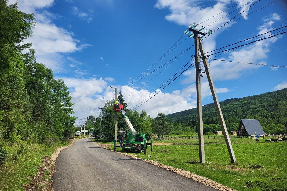 Ремонт дороги. Фото пресс-службы администрации Иркутского района