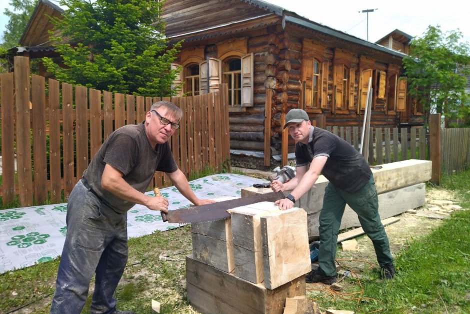 Создание верстового столба. Фото предоставлено Артемом Копыловым
