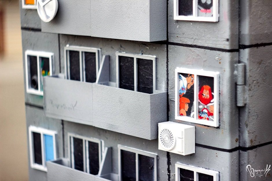 Арт-объект. Фото из телеграм-канала «Голоса улиц»