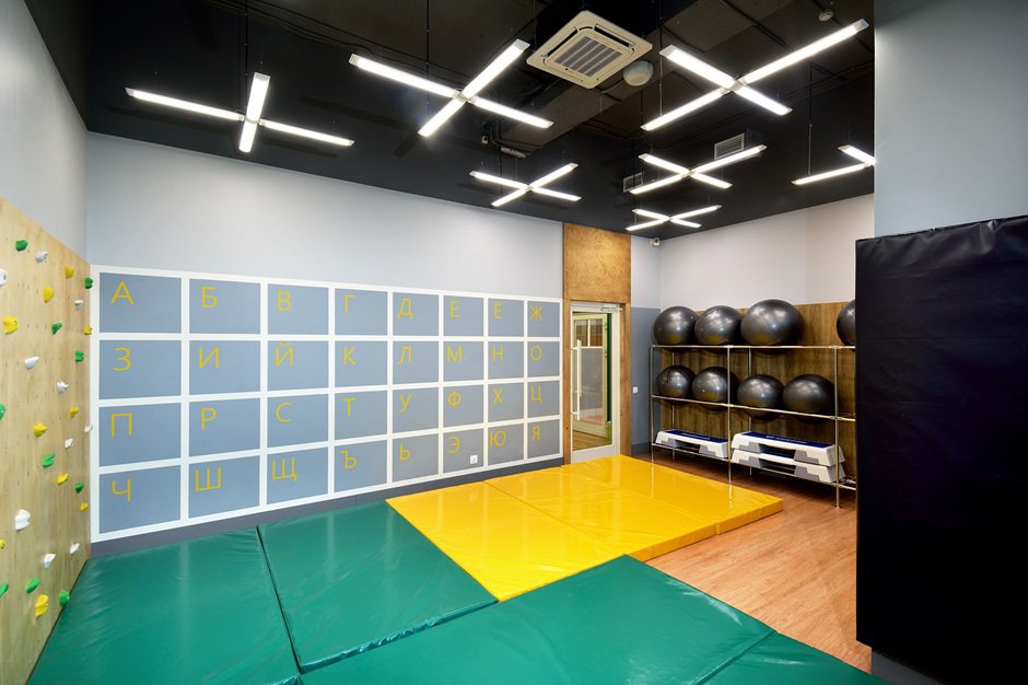 Тренажерный зал для подростков