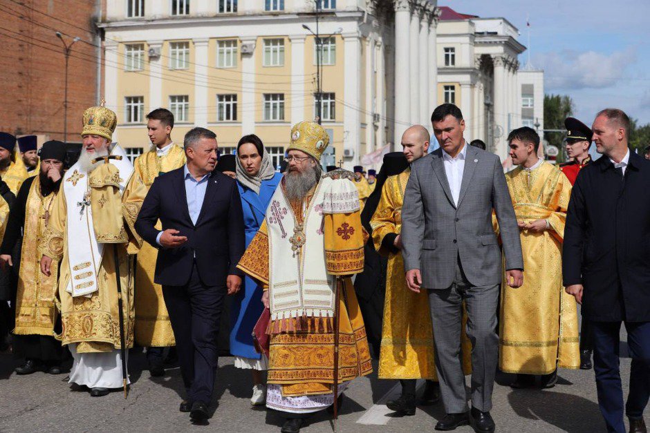 Крестный ход. Фото пресс-службы администрации Иркутска