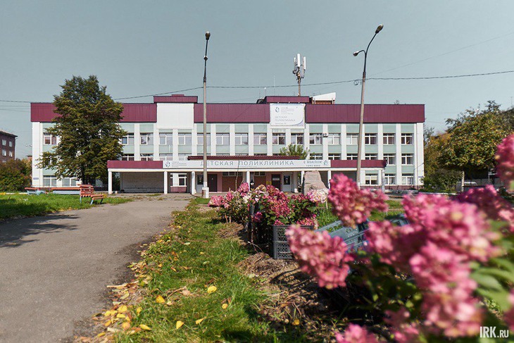 Озеленение территории поликлиники