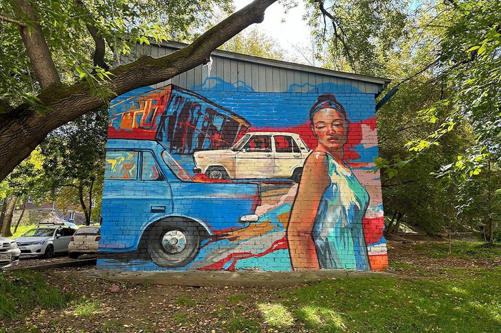 Мурал «Коробка». Фото из телеграм-канала «Голос улиц»