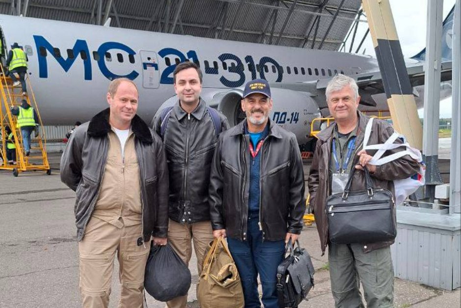 Команда специалистов. Фото из телеграм-канала корпорации «Яковлев»