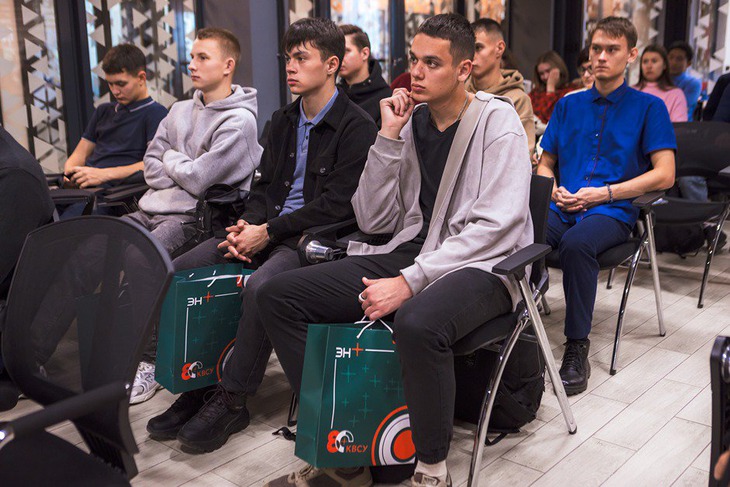 Первокурсники и студенты старших курсов