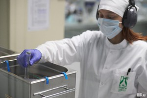 Катерина Шишкина: «Мы отбираем и производим лабораторный контроль исходного сырья и упаковочных материалов»