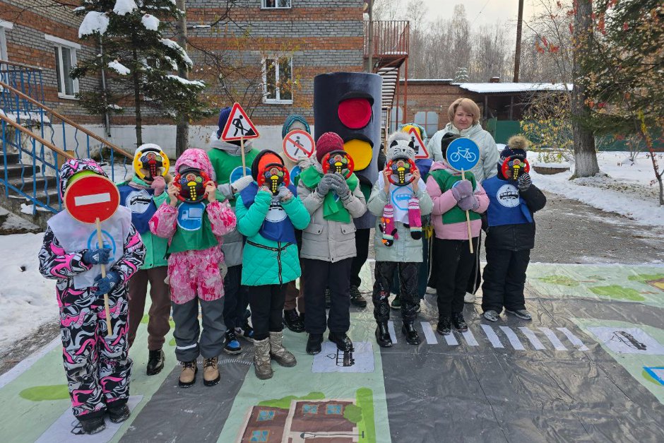 Дети изучили правила дорожного движения