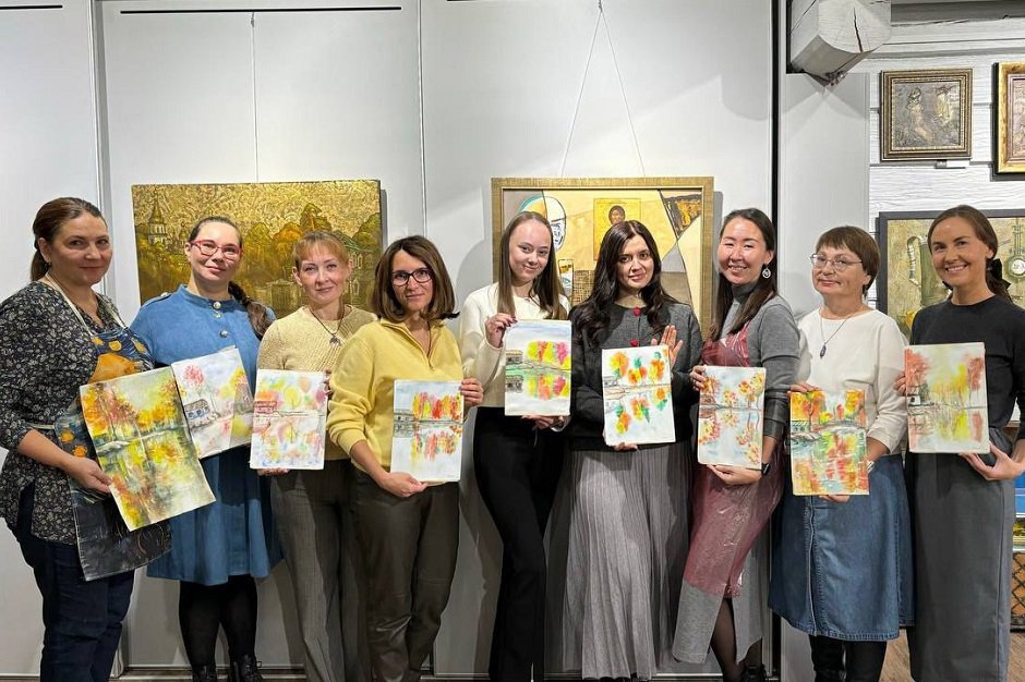 Фото галереи Dias