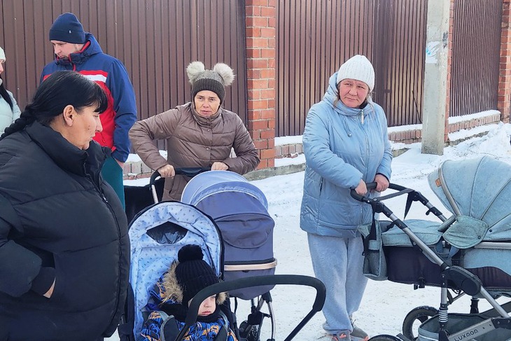 Гости праздника. Фото пресс-службы администрации Иркутского округа