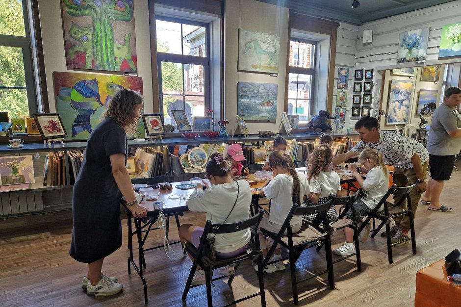 Фото галереи Dias