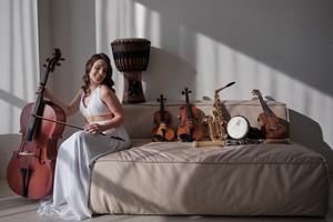 За время декретных отпусков Надежда освоила несколько новых инструментов