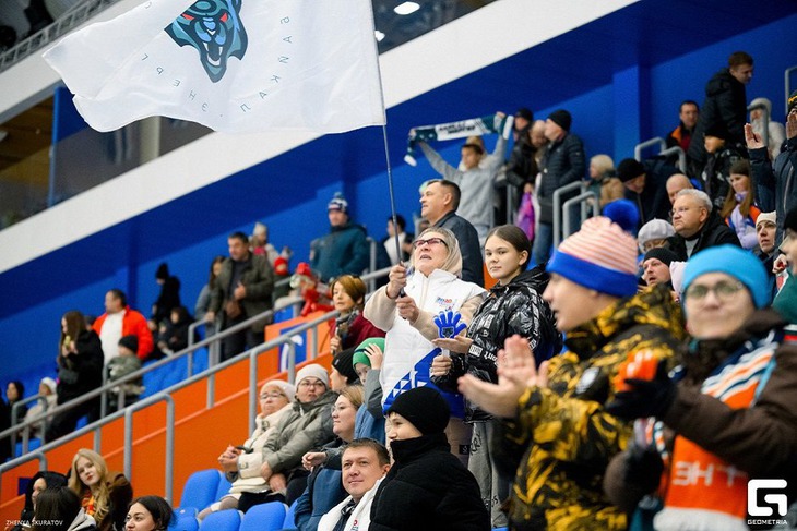 Болельщики. Фото Евгения Скуратова