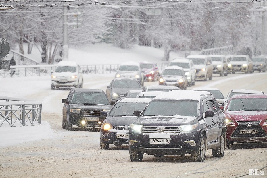 Автомобили. Фото Маргариты Романовой, IRK.ru