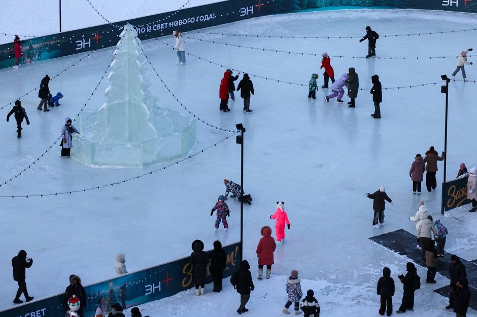Ледовый каток в Братске