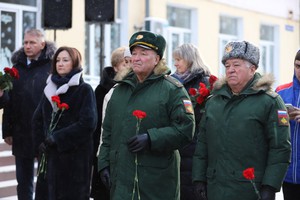 Открытие мемориальной доски. Фото пресс-службы администрации Иркутска