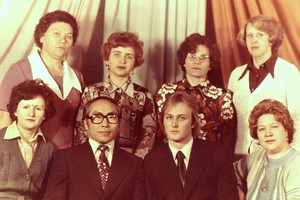 Аюжан Дылгырович Аюшеев с коллегами .Фото БГУ