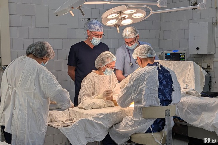 Операция по реплантации пальца длилась четыре часа