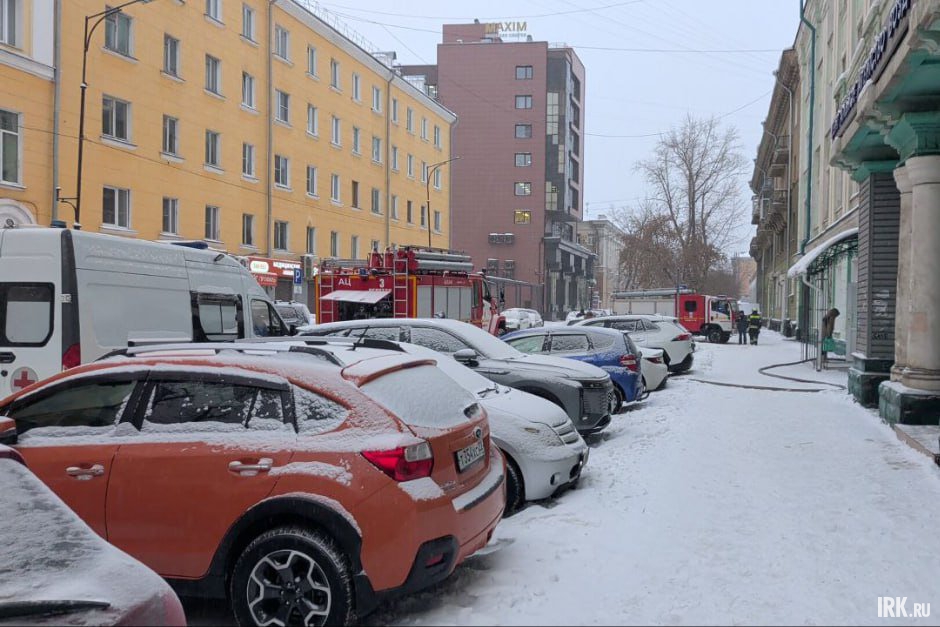 Перекрытая дорога. Фото Никиты Грабовецкого, IRK.ru