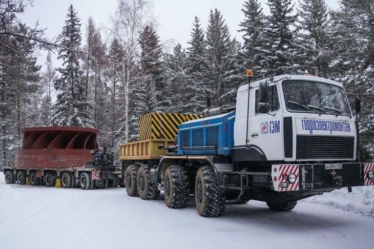 Доставка гидротурбины. Фото Эн+ Гидро