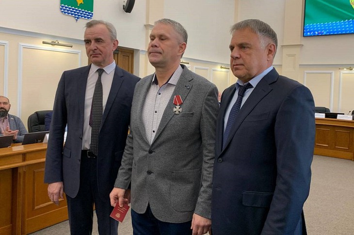 Награжденный военнослужащий. Фото из телеграм-канала Сергея Петрова