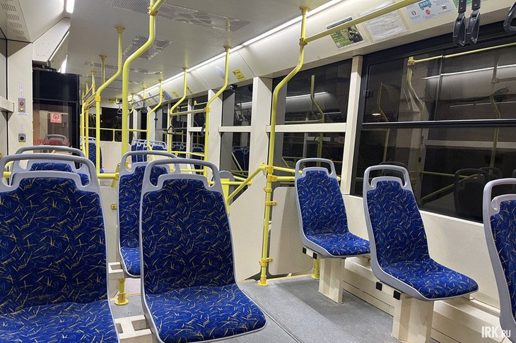 Видеть пустой вагон оказалось непривычно…