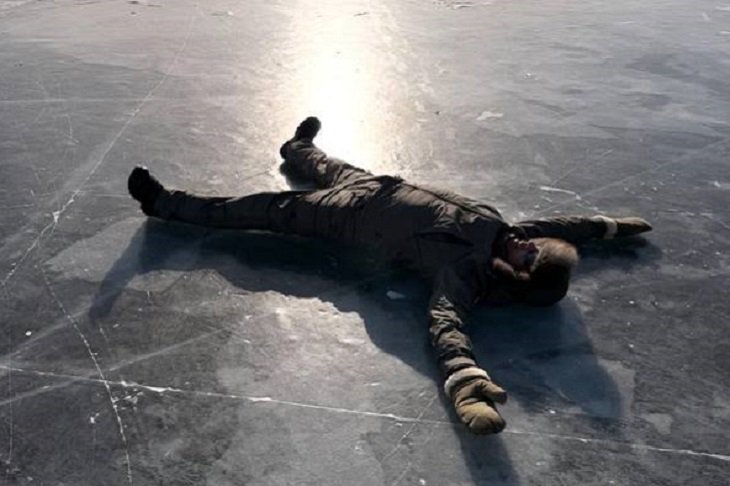 Андрей Мерзликин на Байкале. Фото из соцсетей актера