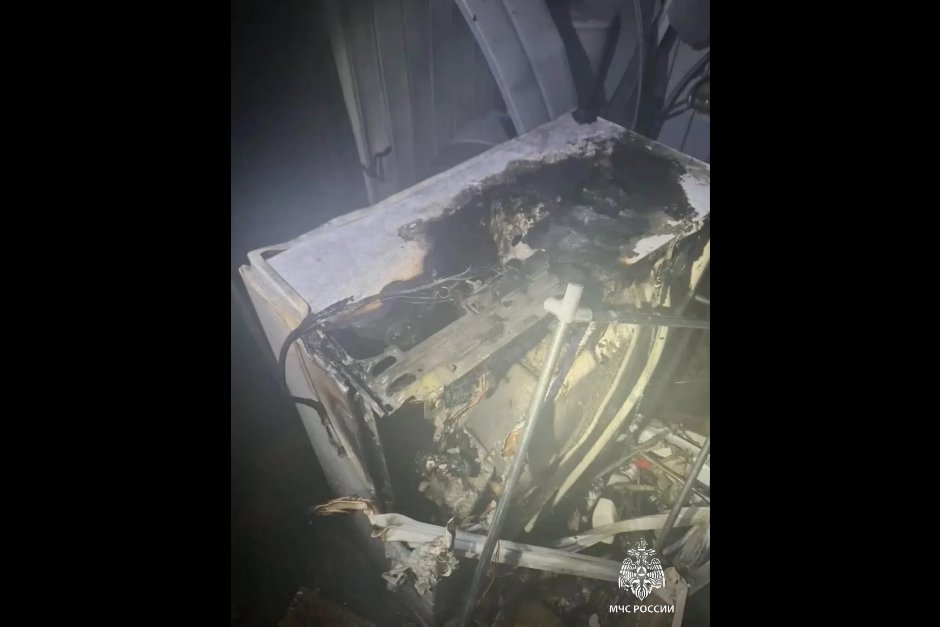 Последствия пожара. Фото пресс-службы ГУ МЧС по региону Последствия пожара. Фото пресс-службы ГУ МЧС по региону