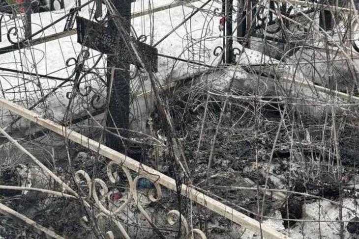 Последствия пожара. Фото пресс-службы администрации АГО