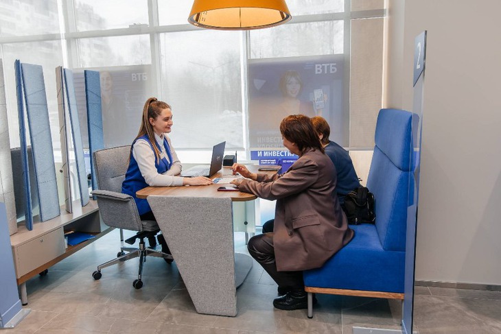 Офис ВТБ. Фото Татьяны Балдаковой