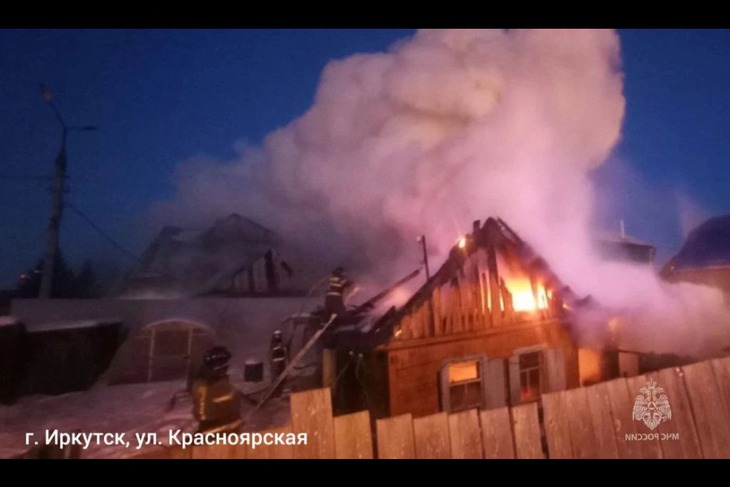 Пожар в Иркутске. Фото пресс-службы ГУ МЧС по Иркутской области