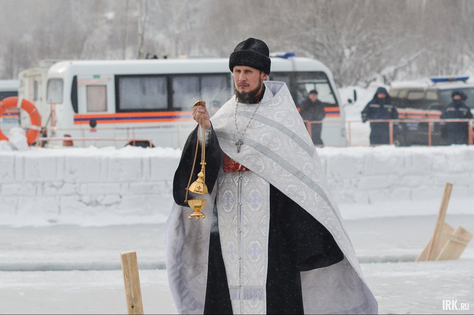 Современные священнослужители видят в юбилее повод не только для торжеств, но и для серьезной исследовательской работы. Фото Ильи Татарникова, IRK.ru