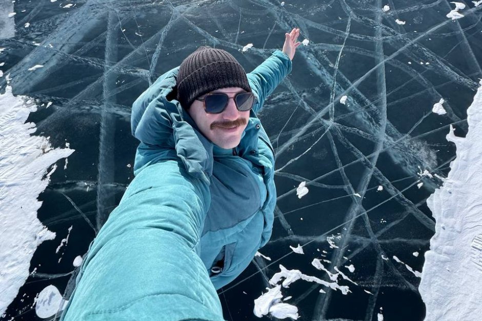 Сразу после приземления Василия отвезли в Листвянку