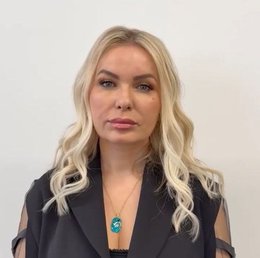 Елена Савенкова