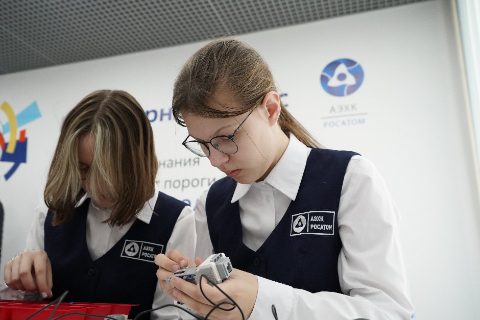 Занятия посещают и мальчики, и девочки