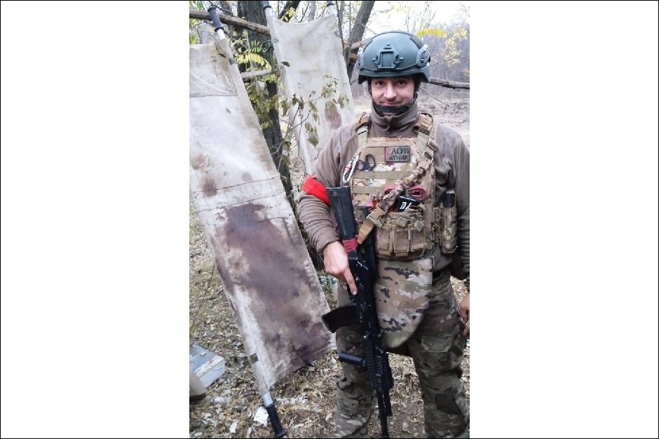 Шелеховчанин вывозил раненых бойцов с передовой Шелеховчанин вывозил раненых бойцов с передовой