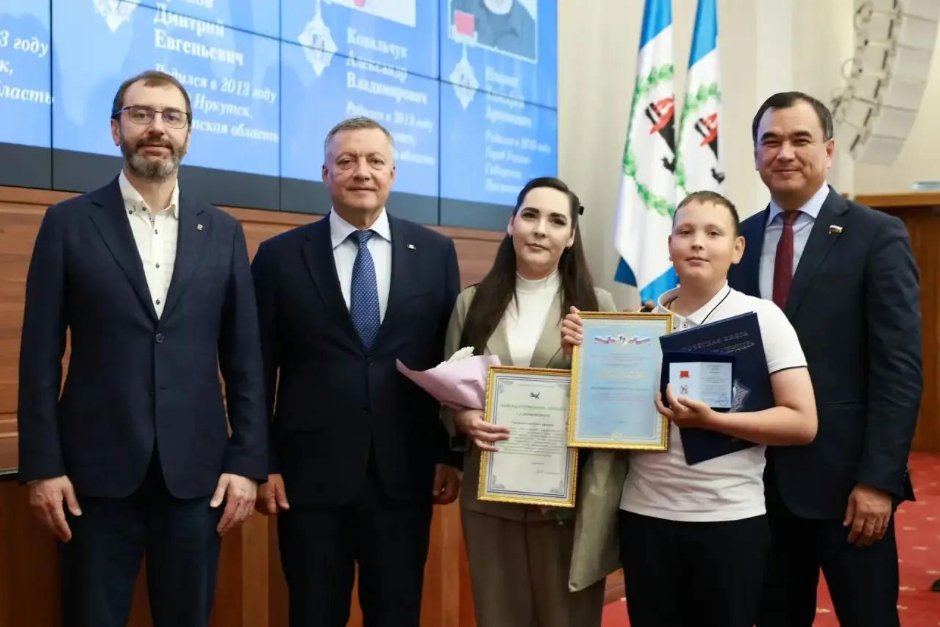 Церемония награждения. Фото пресс-службы правительства Иркутской области