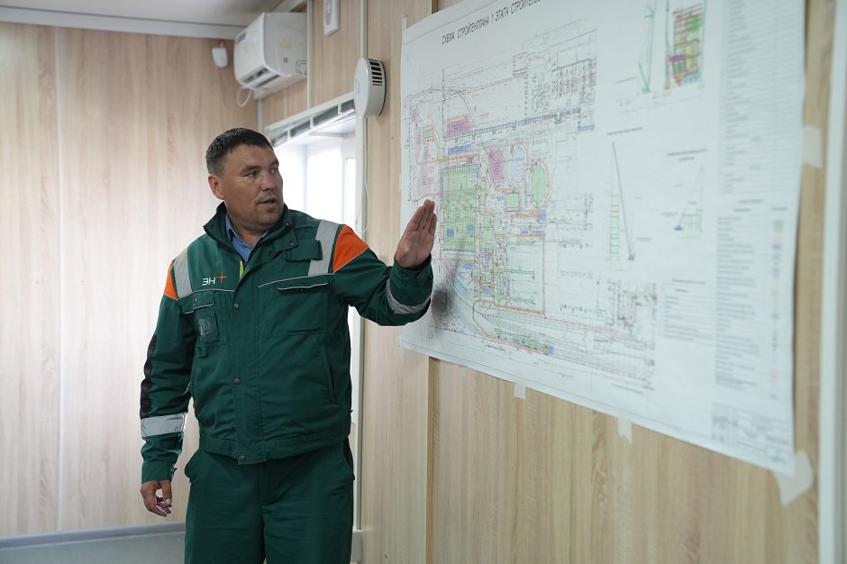 Александр Наумов