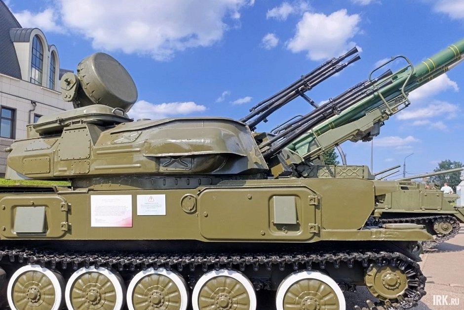 Выставка военной техники