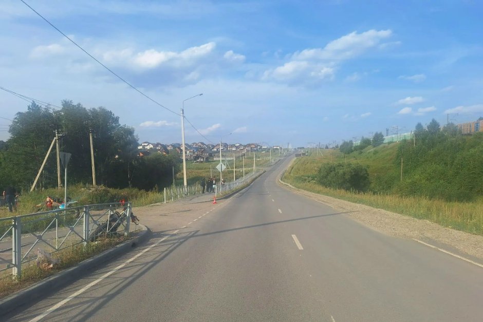 ДТП в селе Максимовщина. Фото Госавтоинспекции города