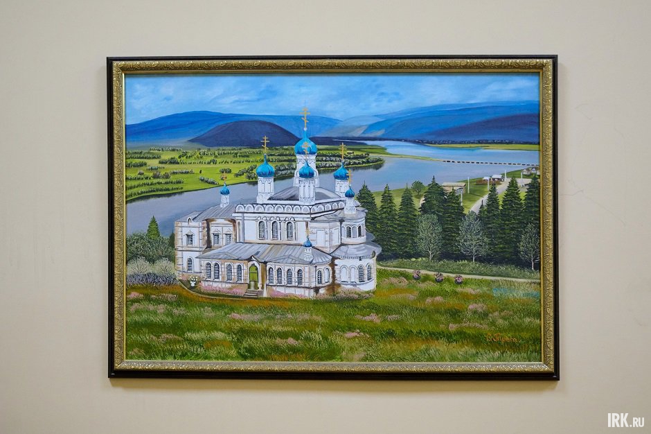 Привозят и картины
